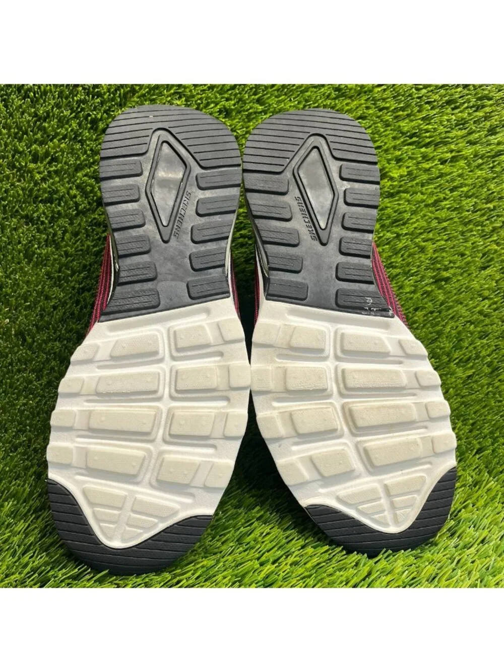 Skechers Skech-Air Varsity Mens Size 10 Red Black White Running Shoes Sneakers
